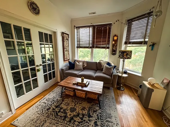 1312 N Artesian Ave APT 3F, Chicago, IL 60622