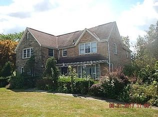 1801 Roemer Blvd, Farrell, PA 16121