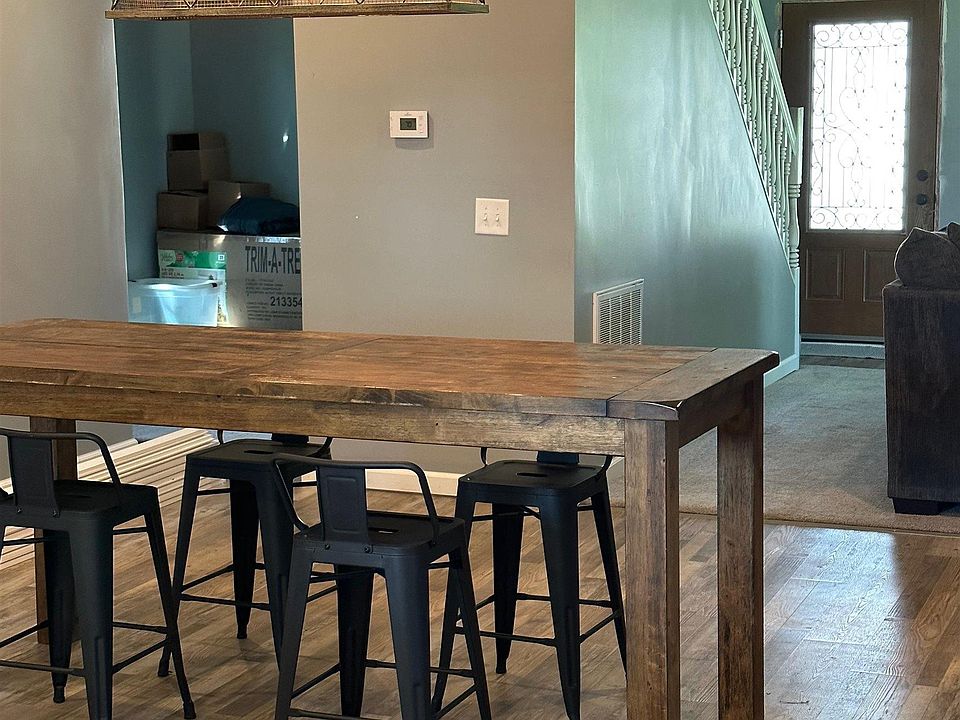 28 N Line St, Du Quoin, IL 62832 Zillow