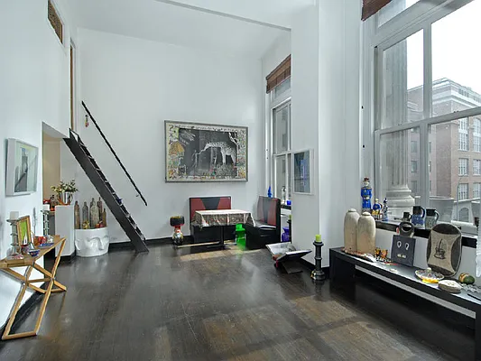 Sold by Sotheby's International Realty | media 1