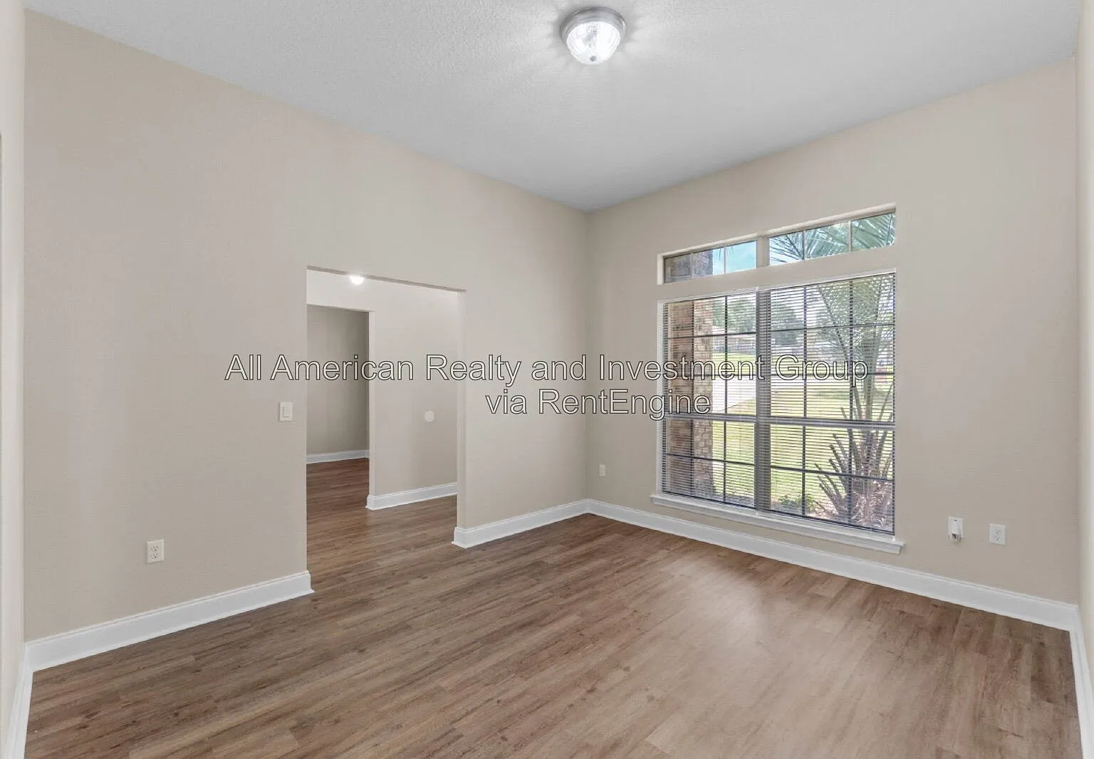 4 bed, 2.0 bath, 2097 sqft, $2,250 — Photo 4