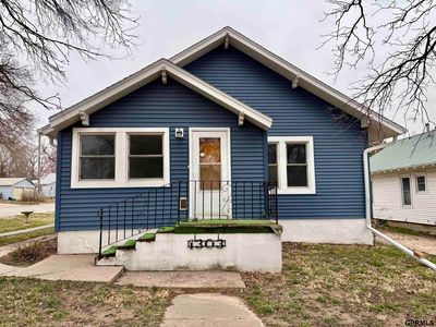 1303 6th St, Fairbury, NE, 68352