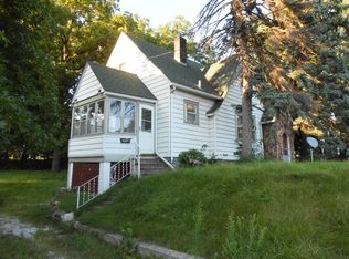 2342 E Locust St, Davenport, IA 52803