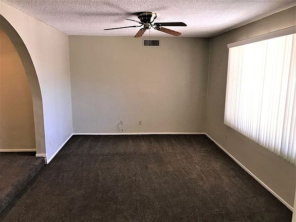 3rd image of 4945 W Joyce Cir
