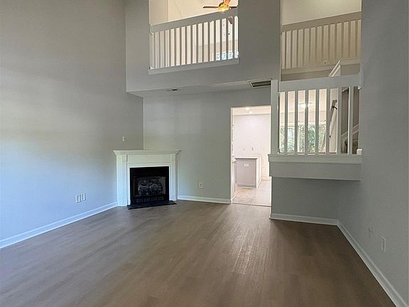 4th image of 11586 Briddle Hall Ct