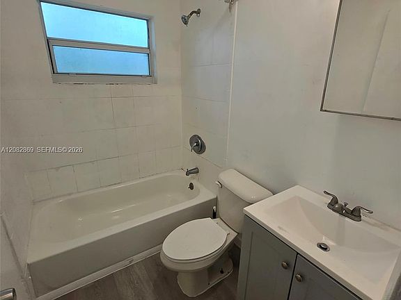 3rd image of 3981 SW 12th Pl APT 1-4
