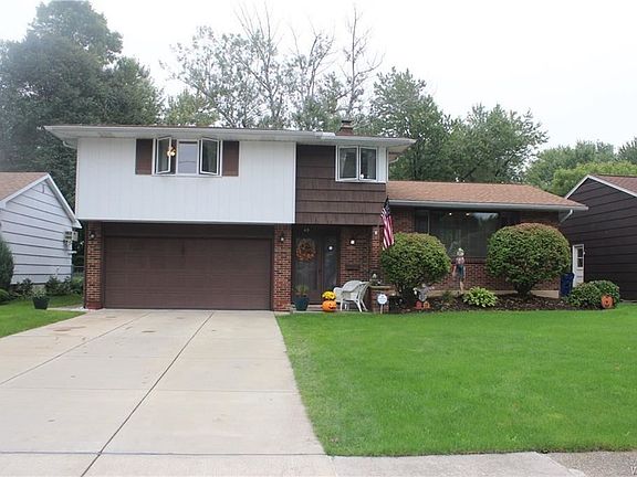 2nd image of 113 Ponderosa Dr