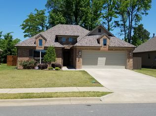 2070 Massee Gdns, Conway, AR 72034