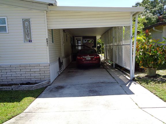 4th image of 8833 Wellington Dr