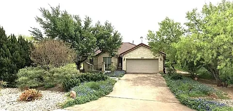 203 Hi Cir W — Photo 1