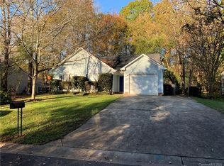 512 Lisa Carol Dr, Mooresville, NC 28115