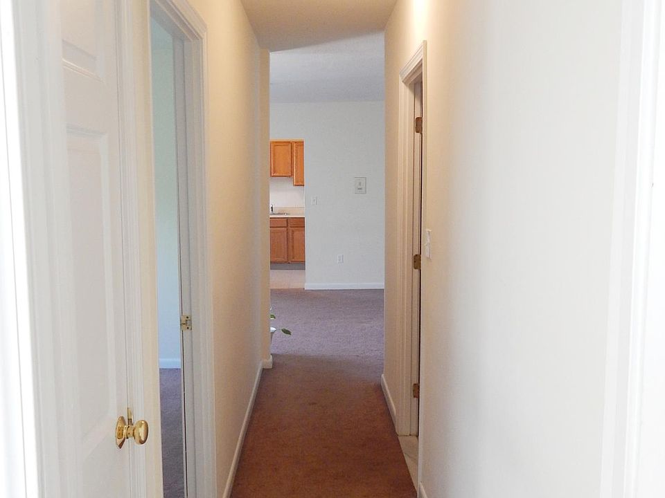 1st image of 47 W Elm St #6