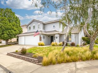 203 Fairwood Dr, Oakdale, CA 95361