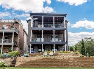 247 Saint Peters St, Cincinnati, OH 45226