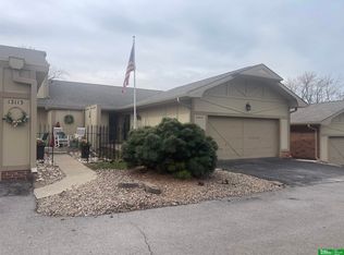 12117 Y Plz, Omaha, NE 68137