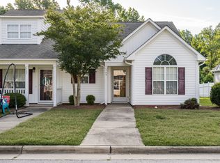 569 Pinecroft Dr, Clayton, NC 27520