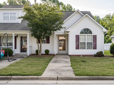 569 Pinecroft Dr, Clayton, NC, 27520