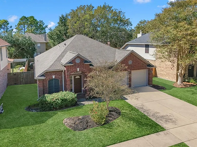 16414 Dawncrest Way — Photo 30