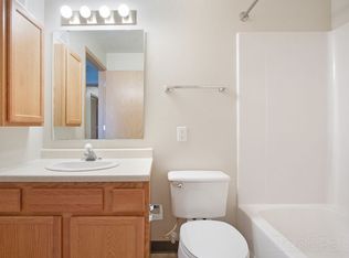 3450 42nd St S, Fargo, ND 58104