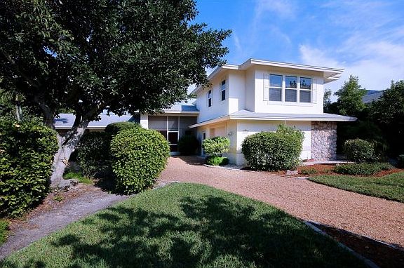 2nd image of 4472 Waters Edge Ln
