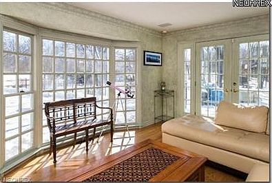 5th image of 14006 S Park Blvd