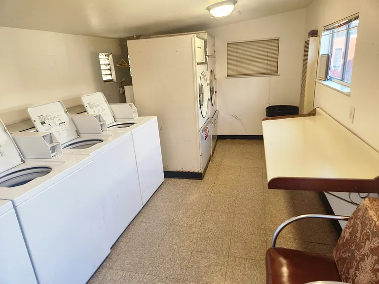 Laundry Facility (Residents Only)