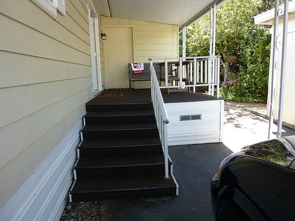 4th image of 1200 Lincoln St Unit 431