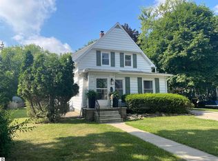 125 Elwell St, Alma, MI 48801