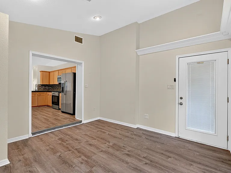 2908 Nordman Ave #2908 — Photo 9
