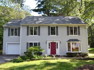 243 East St, Lexington, MA 02420
