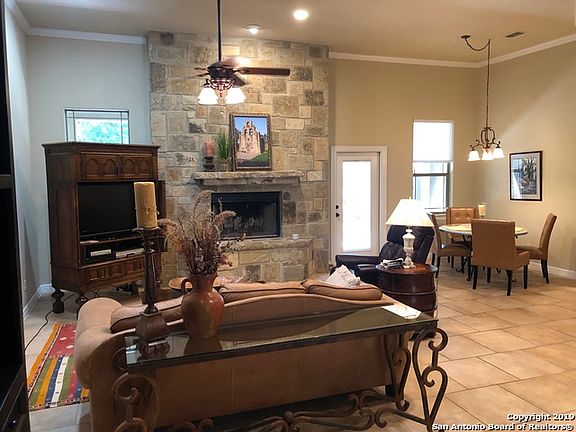 3rd image of 444 English Oaks Cir