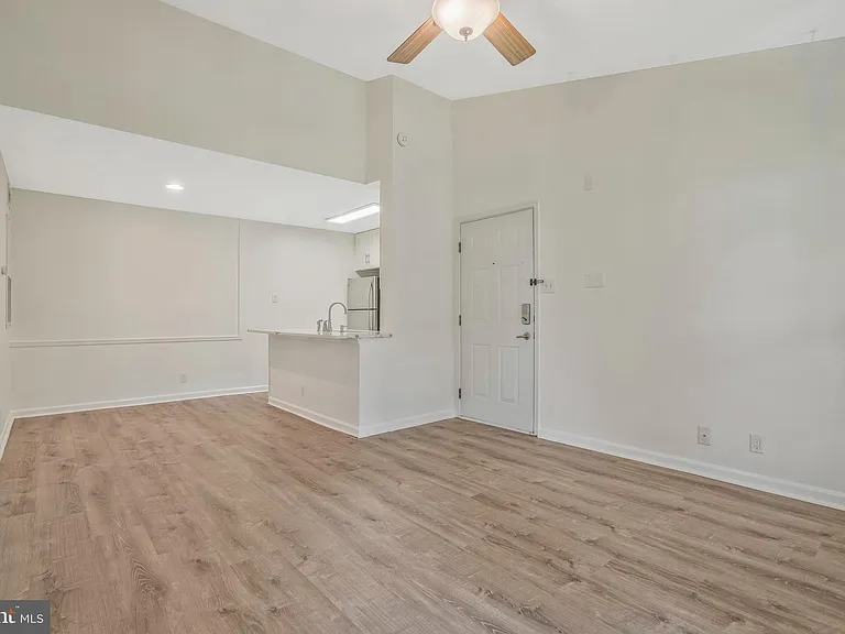 3308 Wyndham Cir #321 — Photo 9