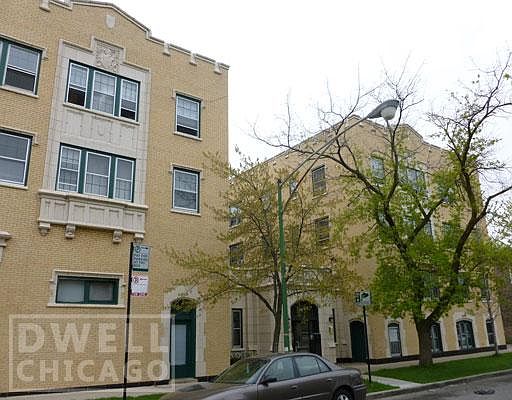 2nd image of 3955 N Lamon Ave APT 115