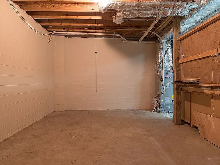202 Lily Ct — Photo 20