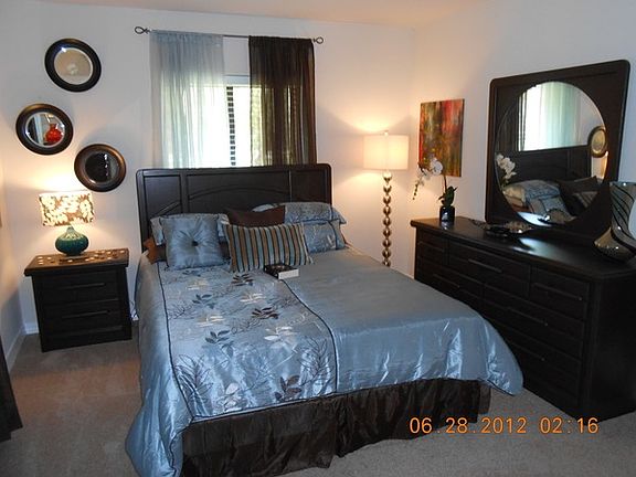4th image of 548 Seawind Dr APT C