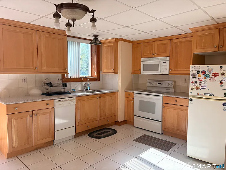 314 Marlborough Rd — Photo 2