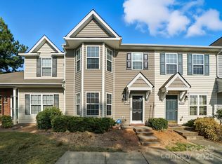 1355 Killashee Ct, Charlotte, NC 28213