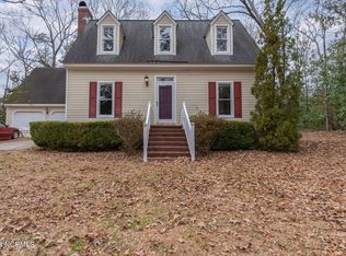 1887 Den Tree Ct, New Bern, NC 28562