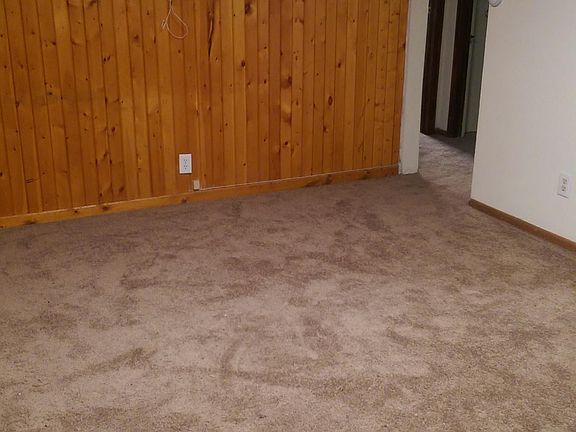 3rd image of 1311 E Bradley St #Basement