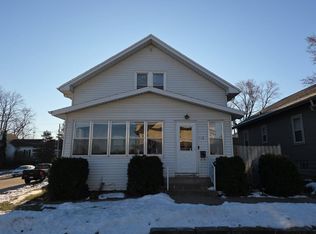 118 E 8th St, Muscatine, IA 52761