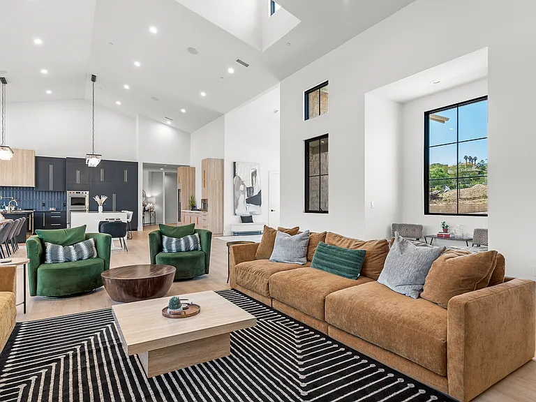 9817 Lorraine Ridge Trl — Photo 22