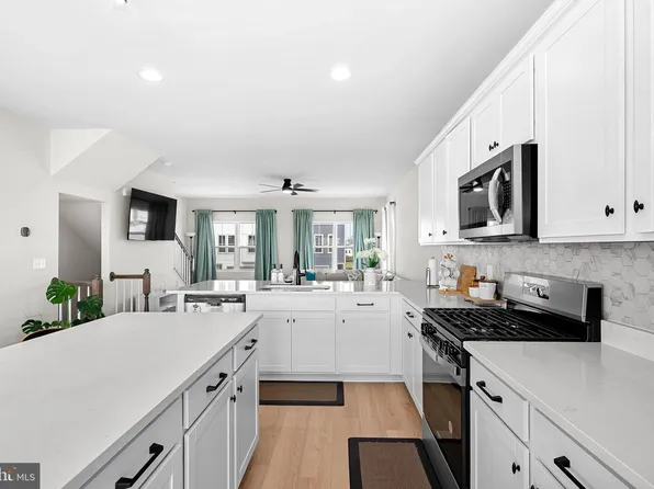 142 Bamboo Shoot Ln, Stephenson, VA 22656