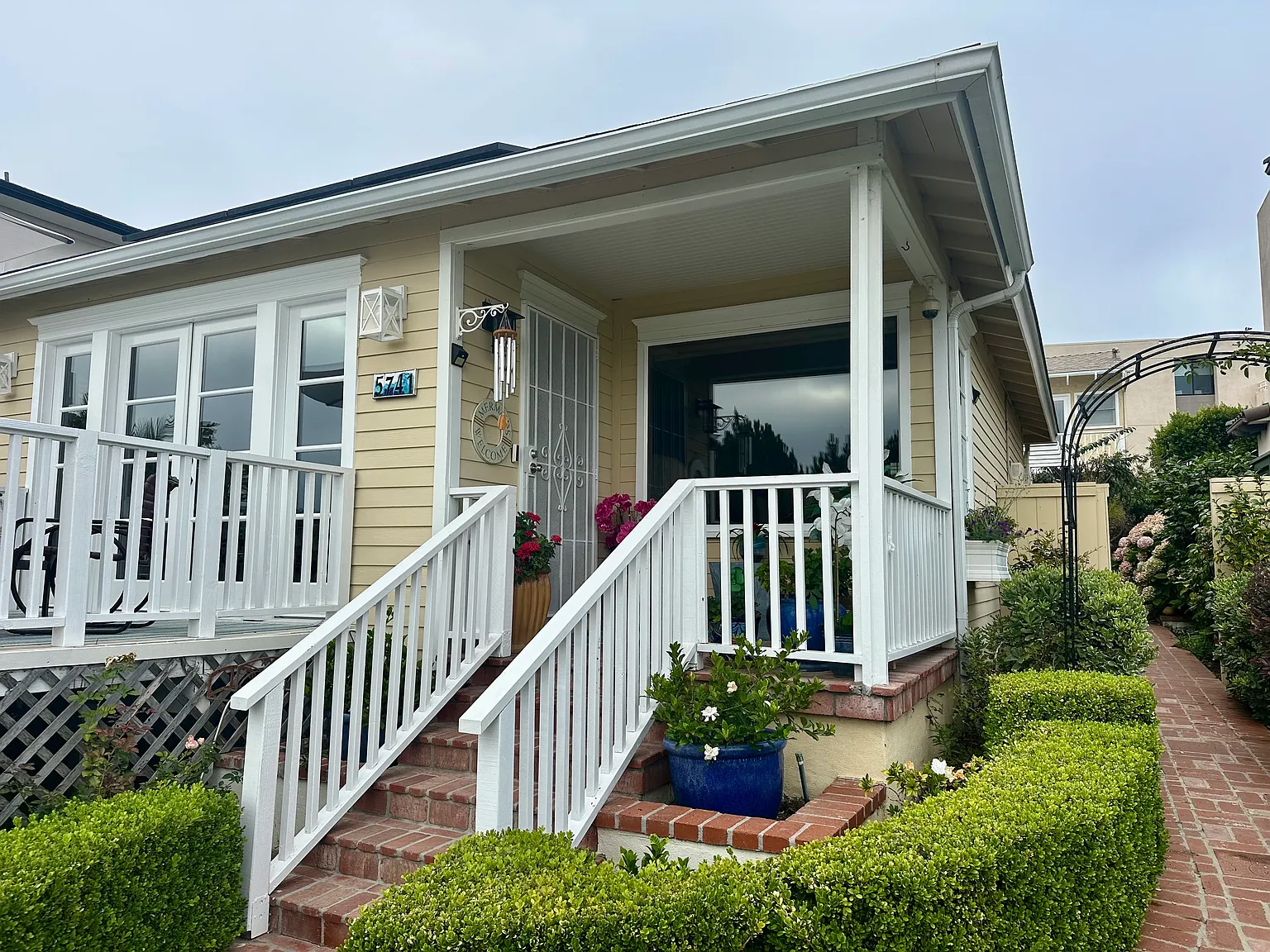 3 bed, 1316 sqft, $7,500 — Photo 3