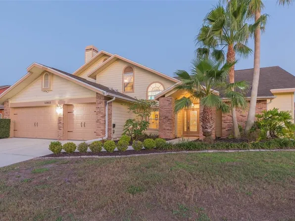 12953 Prestwick Dr, Riverview, FL 33579