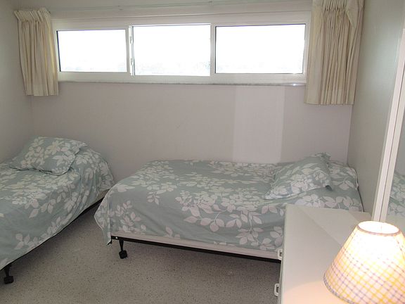 5th image of 468 Broad Ave S #468