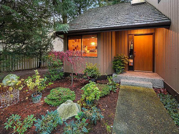 2nd image of 1718 159th Ave NE #26-C
