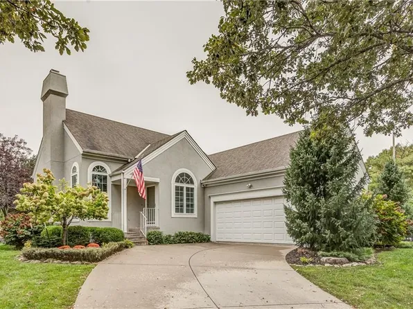 815 W 132nd Ter, Kansas City, MO 64145