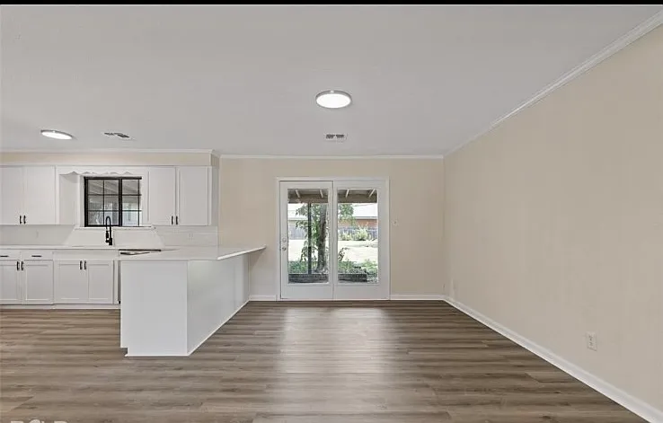 1623 Success St — Photo 5