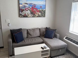 114 6th Ave S APT 2, Jacksonville Beach, FL 32250