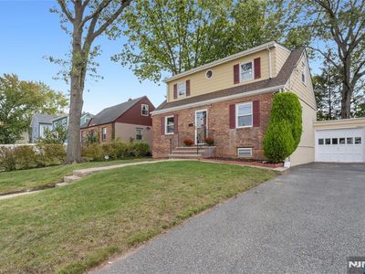 130 New Jersey Ave, Bergenfield, NJ, 07621